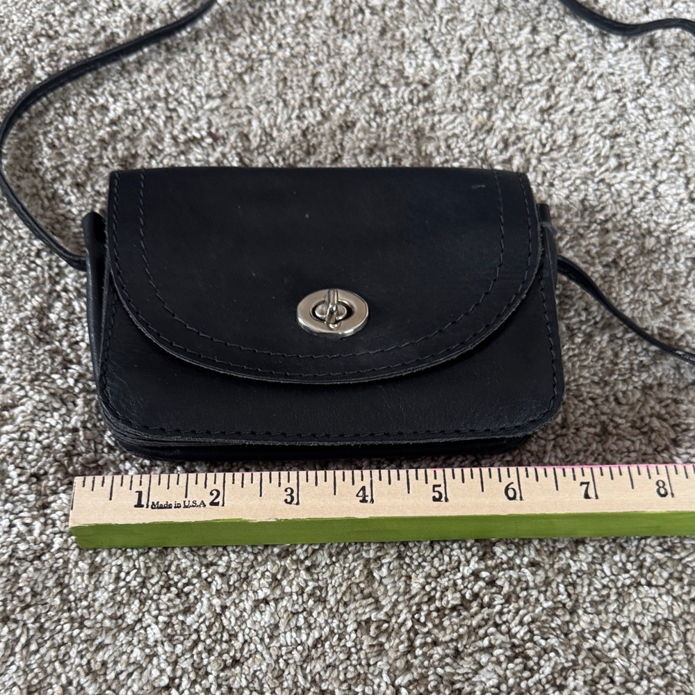 Chic Black Mini Crossbody Bag 100% Leather